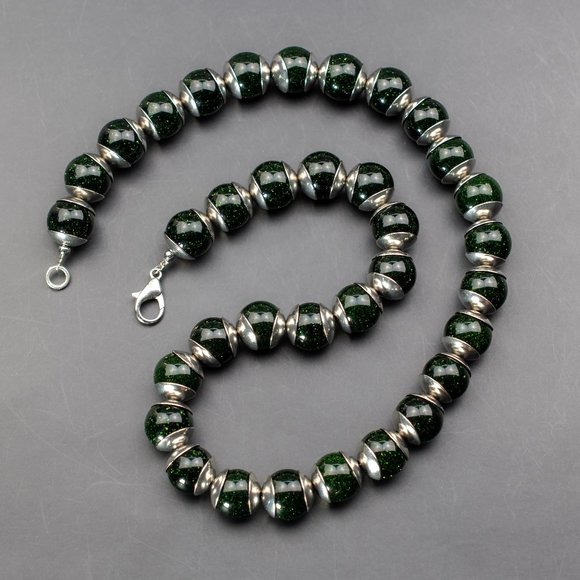 Deep green chunky necklace, statement casual necklace - Picture 6 of 15